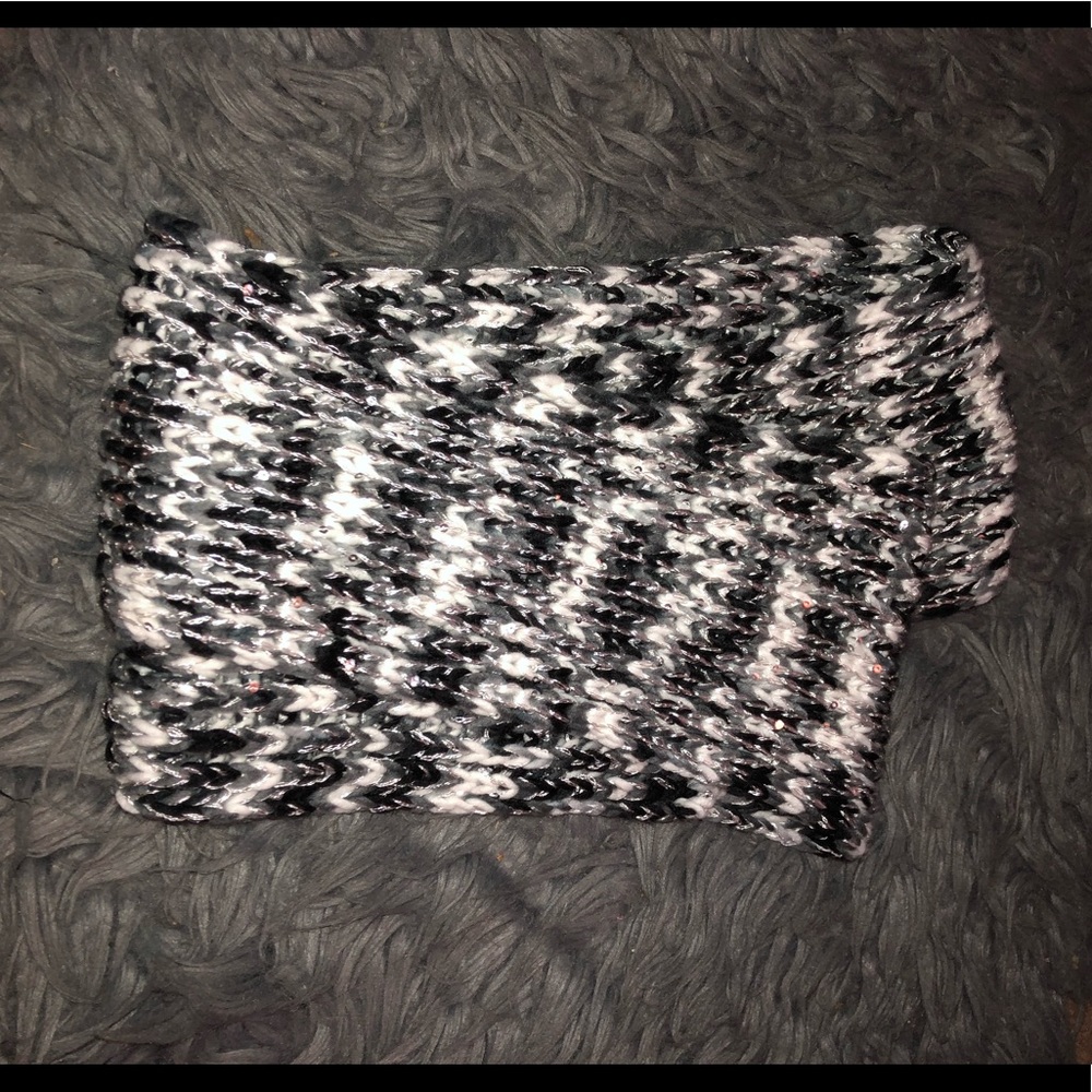 Black & White Infinity Scarf